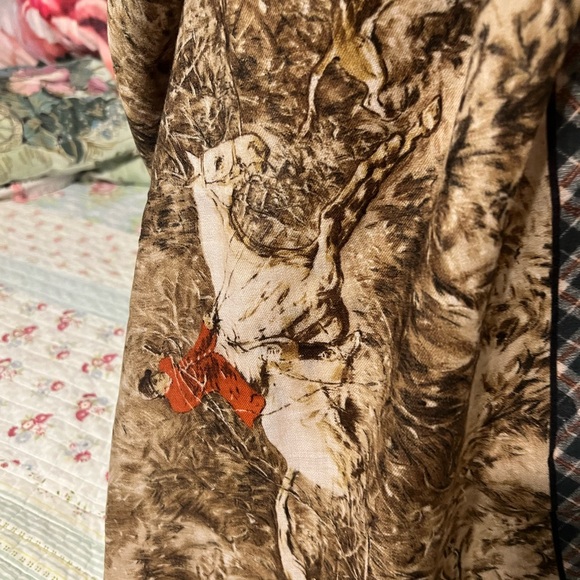 Worth Brand Equestrian Themed Scarf Table Runner - Picture 9 of 16